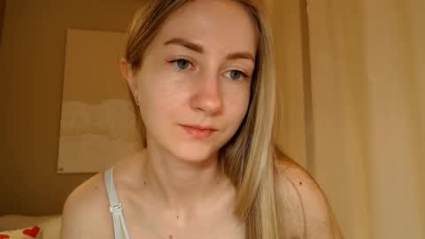 Snapshot of taliiyafiredream chatting on March 2025 09:33:02 AM Kira online show from March 2025 09:33:02 AM