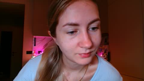  Kira  online show from January 2026 06:16:01 AM