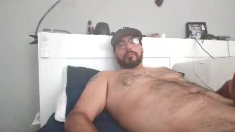 Snapshot of talllatino310 chatting on October 2025 07:01:02 PM talllatino310 online show from October 2025 07:01:02 PM
