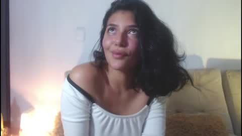 Snapshot of tamara_daniels chatting on April 2026 03:52:01 AM Tamara online show from April 2026 03:52:01 AM