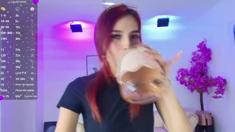 Snapshot of tamara_slimx chatting on April 2026 03:33:02 AM Tamara online show from April 2026 03:33:02 AM