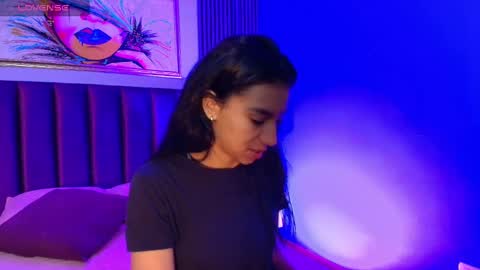 Snapshot of tamaraakins chatting on September 2025 12:38:02 PM Tamy online show from September 2025 12:38:02 PM
