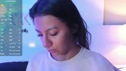 Tamy  online show from October 2025 12:40:02 PM