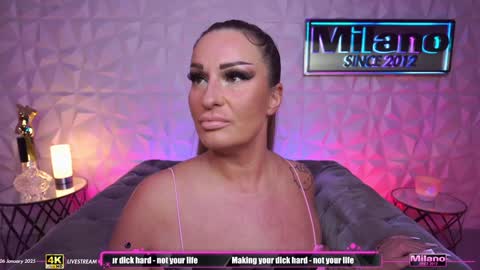 Snapshot of tamaramilano chatting on January 2025 09:41:01 AM TamaraMilano online show from January 2025 09:41:01 AM