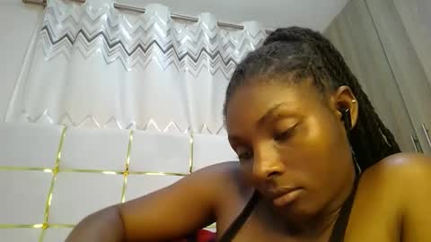 Snapshot of tamia538235 chatting on January 2025 03:38:01 AM tamia online show from January 2025 03:38:01 AM