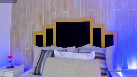 Tamy online show from January 2025 07:32:01 PM