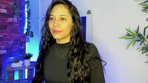 tania06 online show from September 2025 01:33:02 PM