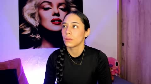 tania06 online show from November 2025 01:58:02 PM