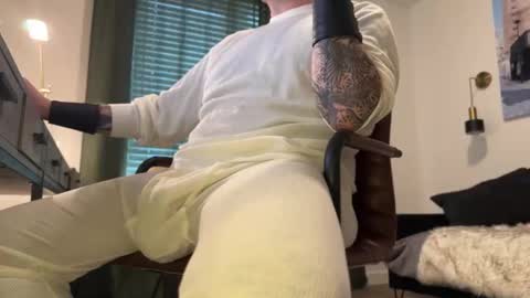 Tank Guy online show from December 2024 07:11:02 PM