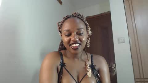 tania online show from November 2025 09:13:01 PM