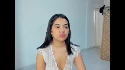 Snapshot of tarahills chatting on September 2025 09:03:01 PM Tara Hills online show from September 2025 09:03:01 PM