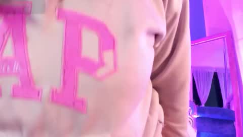 Tara online show from November 2025 02:22:01 AM