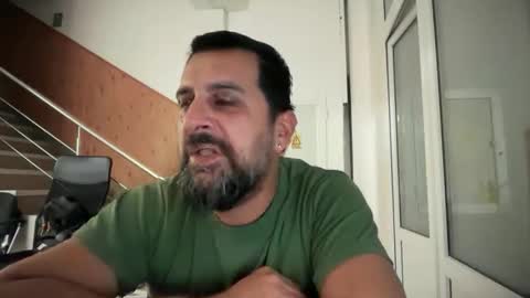 Snapshot of tarkan198 chatting on November 2025 06:51:02 PM tarkan198 online show from November 2025 06:51:02 PM