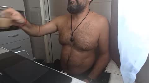 Snapshot of tarkan198 chatting on December 2025 10:30:01 AM tarkan198 online show from December 2025 10:30:01 AM