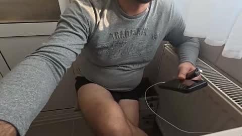 Snapshot of tarkan198 chatting on December 2025 07:37:01 AM tarkan198 online show from December 2025 07:37:01 AM