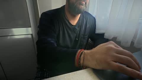 Snapshot of tarkan198 chatting on February 2026 07:51:01 AM tarkan198 online show from February 2026 07:51:01 AM