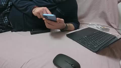 Snapshot of tarkan198 chatting on March 2026 06:58:01 PM tarkan198 online show from March 2026 06:58:01 PM