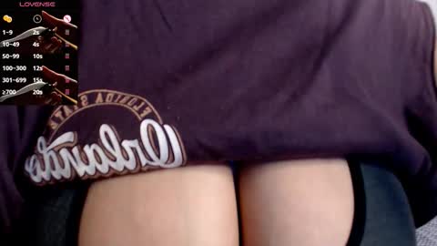 Snapshot of tarrant_ chatting on November 2025 10:53:02 PM tarrant_ online show from November 2025 10:53:02 PM