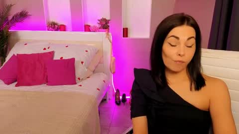 Tasha online show from April 2026 09:08:01 PM