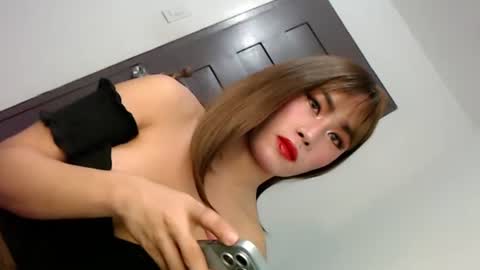 Vannesa online show from October 2025 03:12:02 PM