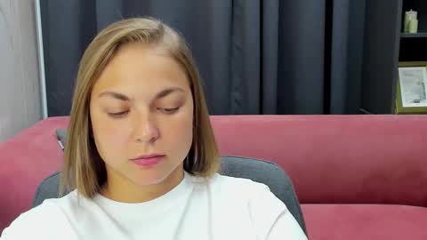 Snapshot of tataflower chatting on October 2025 08:27:02 PM Tata online show from October 2025 08:27:02 PM