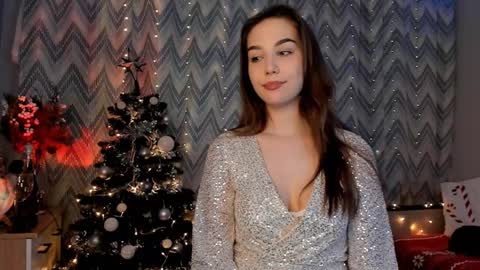 Snapshot of tate_angel chatting on December 2024 05:05:01 PM Tate online show from December 2024 05:05:01 PM