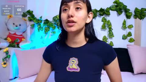 Snapshot of tati_cardenas chatting on November 2025 04:57:01 AM AME online show from November 2025 04:57:01 AM