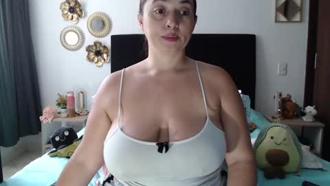 tatiana_monteros online show from February 2026 04:55:01 PM