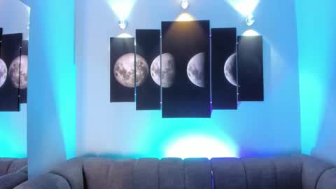 Snapshot of tatii_moon chatting on October 2025 03:59:02 AM Tati online show from October 2025 03:59:02 AM