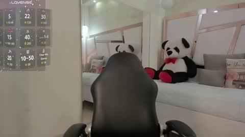 tatikanyx online show from May 2026 12:32:01 PM