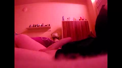 Snapshot of tatko874482 chatting on February 2026 07:11:01 PM Beliqnegar online show from February 2026 07:11:01 PM