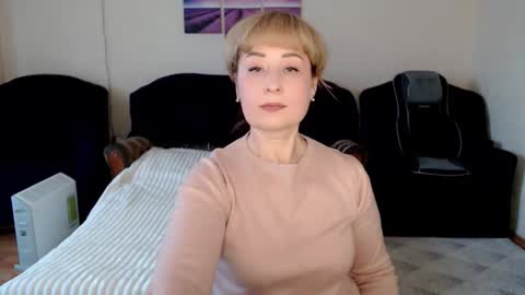 Tattease online show from November 2025 01:12:02 PM