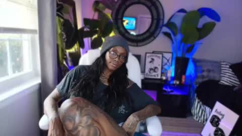 Tatted Queen online show from January 2025 09:14:02 PM