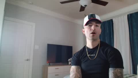 tattedlatino1 online show from December 2024 07:15:02 PM