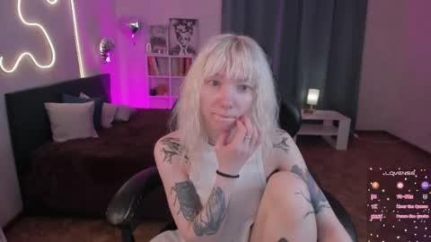 Snapshot of tattoo_artbaby chatting on May 2026 07:24:02 AM tattoo_artbaby online show from May 2026 07:24:02 AM