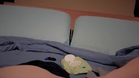 tattooed love boy online show from September 2025 01:50:01 AM