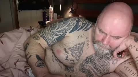 Tattooeddilf 01 online show from December 2024 01:51:01 AM
