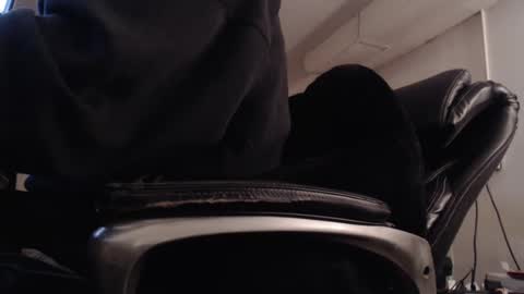 Tatusimian online show from December 2024 05:05:01 PM