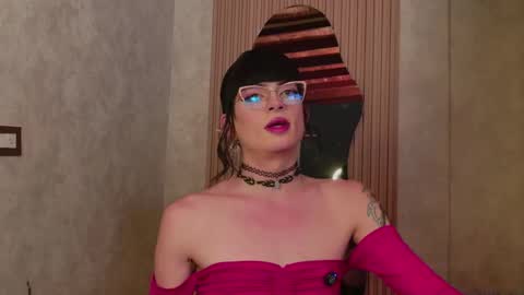 taurito___ online show from February 2026 11:00:01 PM