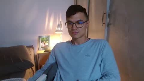 Snapshot of taurus4k chatting on December 2024 03:32:01 AM taurus4k online show from December 2024 03:32:01 AM