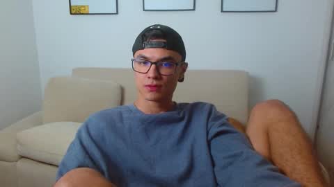 Snapshot of taurus4k chatting on January 2025 02:04:02 AM taurus4k online show from January 2025 02:04:02 AM