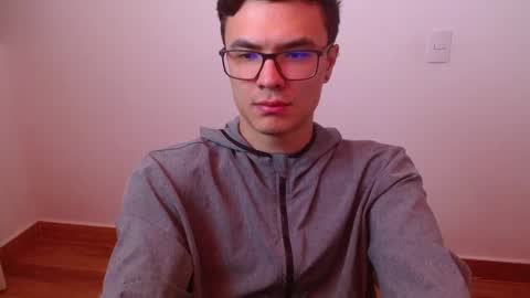 Snapshot of taurus4k chatting on March 2025 02:15:01 AM taurus4k online show from March 2025 02:15:01 AM