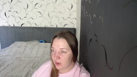Snapshot of taxxxu chatting on June 2026 07:56:02 AM Diana online show from June 2026 07:56:02 AM