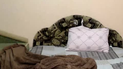 Taya online show from November 2025 06:40:01 PM