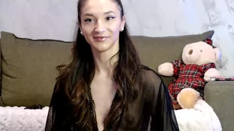 TayaKayan online show from December 2025 10:22:02 AM