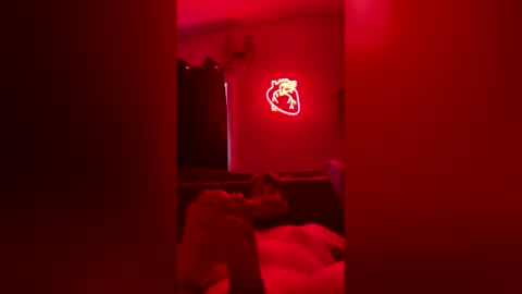 taylor1424 online show from February 2026 05:47:02 PM