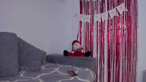 Taylor  online show from December 2024 12:36:01 PM