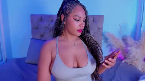 Taylor  online show from September 2025 11:27:02 PM