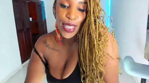 Snapshot of taylorslims chatting on March 2025 06:43:02 PM taylorslims online show from March 2025 06:43:02 PM