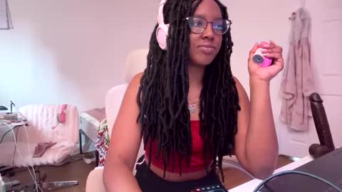 Snapshot of taylorsosweets chatting on May 2026 03:50:01 PM Taylor online show from May 2026 03:50:01 PM